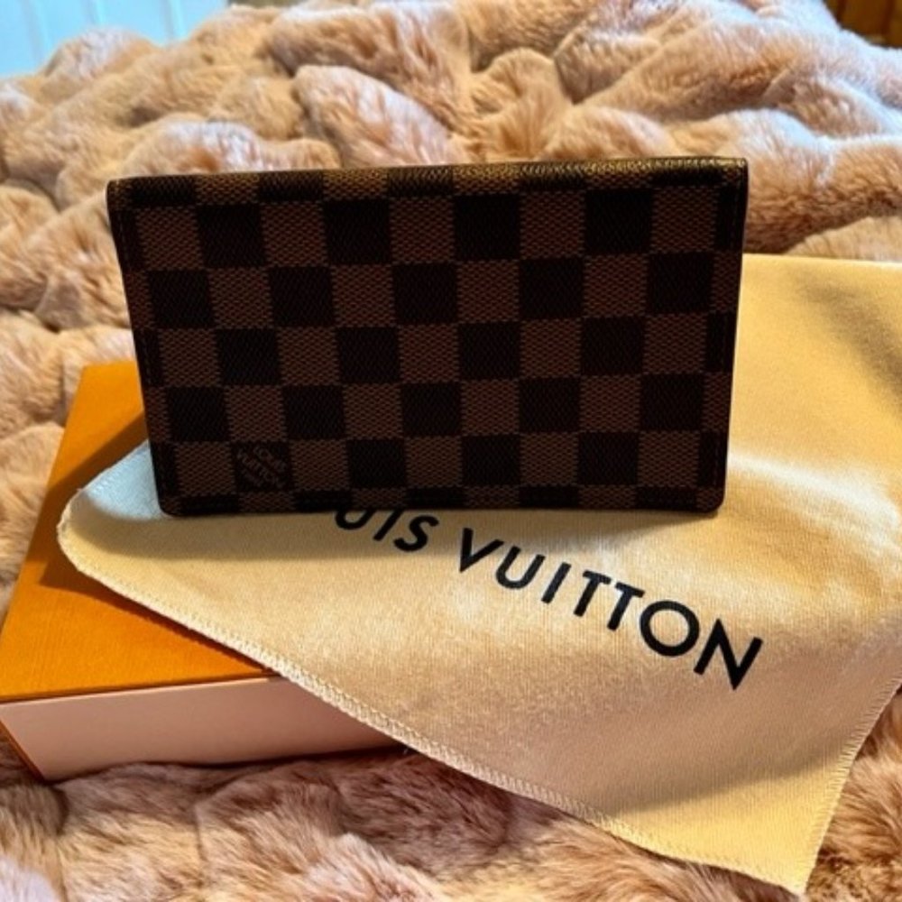 Louis Vuitton Checkbook Cover/Agenda